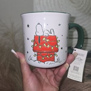 Peanuts Mug with Green Handle and Star Accents
